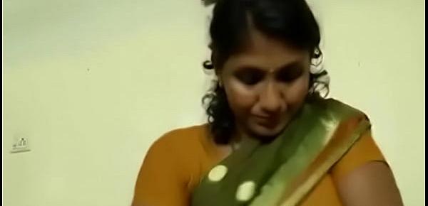  An indian mallu hot neighbour bhabhi teaching how to wear saree
